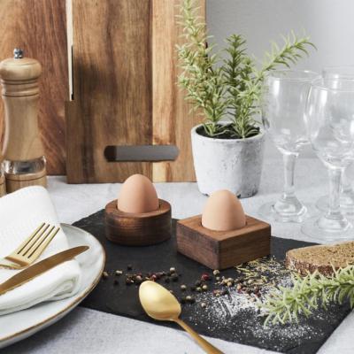   Coquetiers en bois d�acacia : l��l�gance naturelle pour vos �ufs � la coque