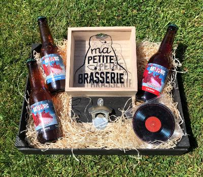  Coffret 3 Bières La Trotteuse Décapsuleur 4 Dessous de Verre Vinyles