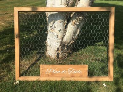 Cadre Grillage de Poule 80 x 60 cm - Plan de Table Mariage